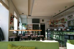 Вегетарианское кафе Счастье здесь, с рейтингом 4.2 - находится по адресу Минск, улица Интернациональная, 23 