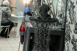 Парикмахерская Зазеркалье, с рейтингом 3 - находится по адресу Минск, улица Сергея Есенина, 76 